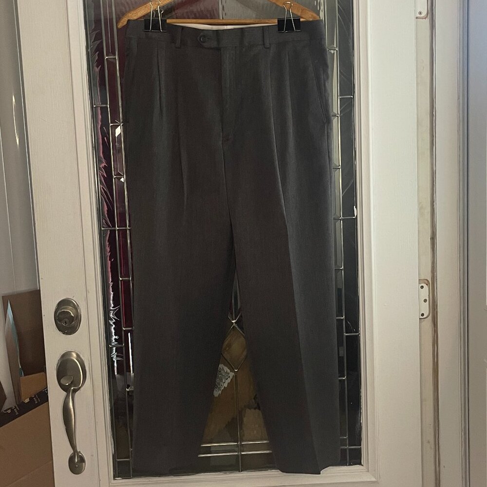 Barrington Men's Gray Dress Pants 36x32 Pleated